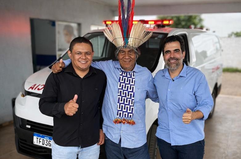 Ricardo Ayres garante R$ 10 milhões em veículos para transporte de pacientes no Tocantins